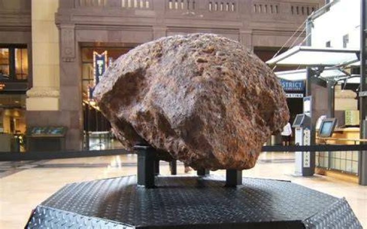 Why meteorites are so expensive?
